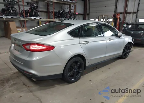 2016 Ford Fusion S z USA, uszkodzony, nr VIN 3FA6P0G74GR141159